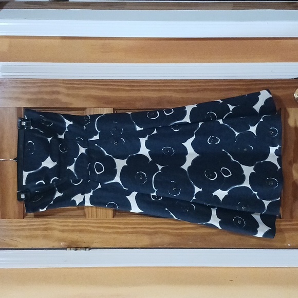 The Limited 100% Linen Fit and Flare Strapless Tube Dress - Picture 3 of 16